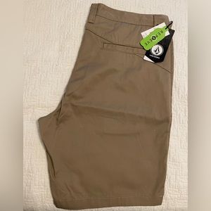 Volcom men’s shorts new